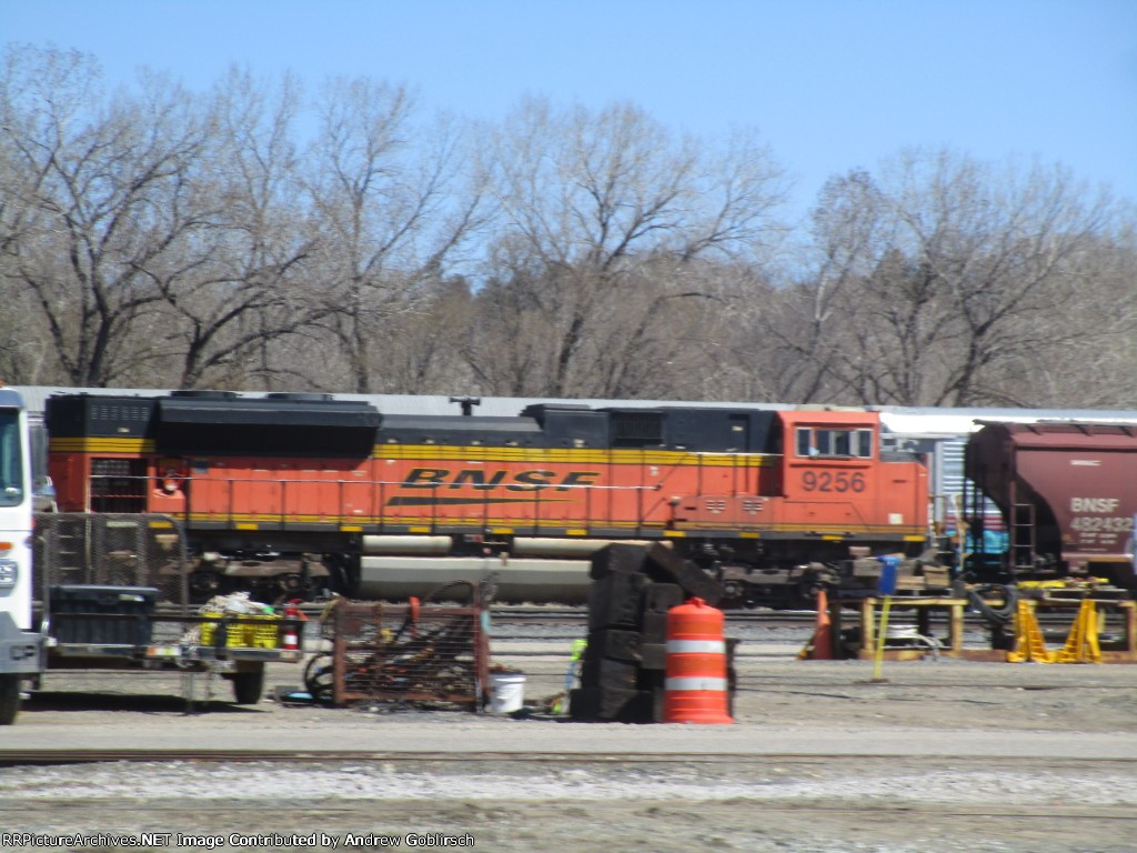 BNSF 9256